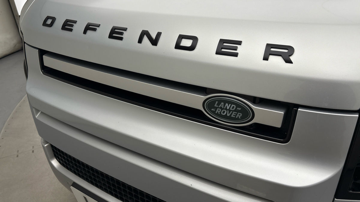 Used Land Rover Defender 90 2021 for sale - 76387100: Photo 24