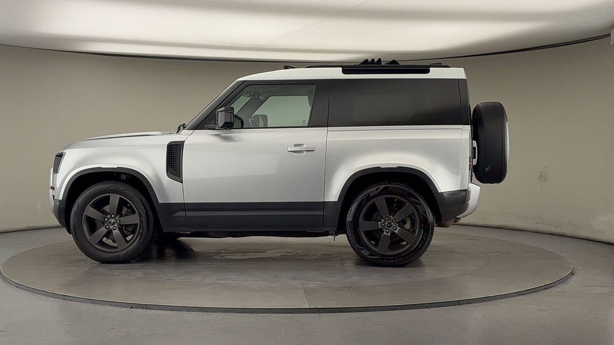 Used Land Rover Defender 90 2021 for sale - 76387100: Photo 28