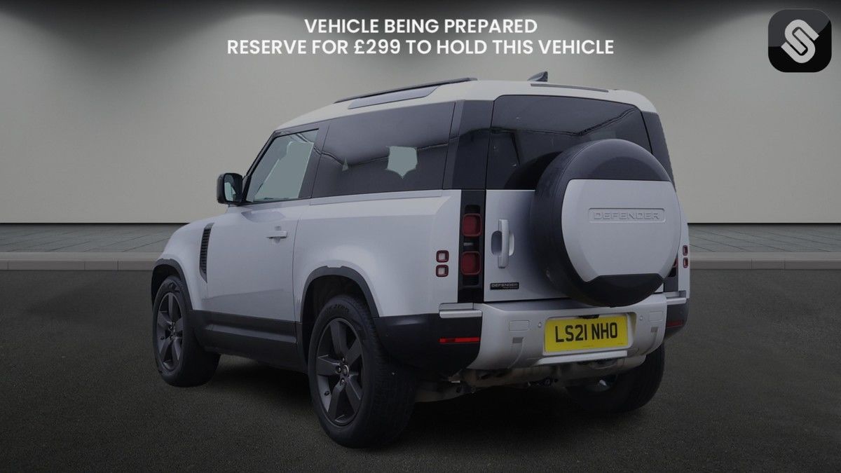 Used Land Rover Defender 90 2021 for sale - 76387100: Photo 3