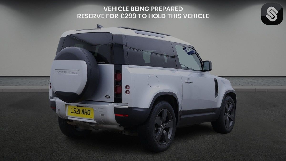 Used Land Rover Defender 90 2021 for sale - 76387100: Photo 4