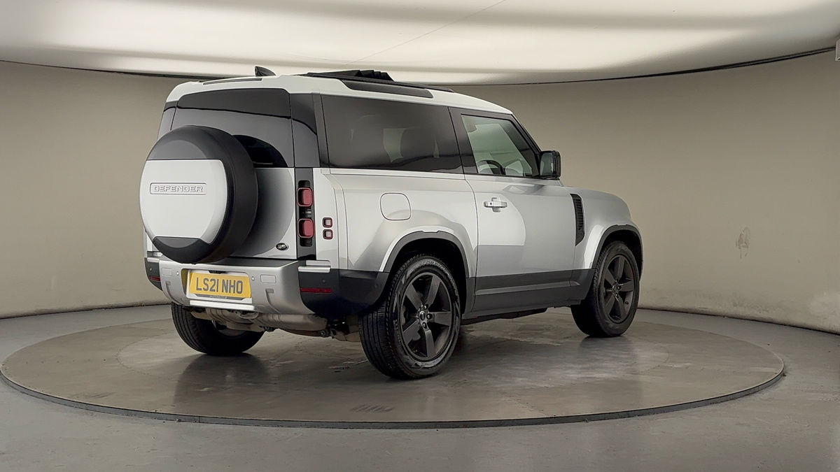 Used Land Rover Defender 90 2021 for sale - 76387100: Photo 40