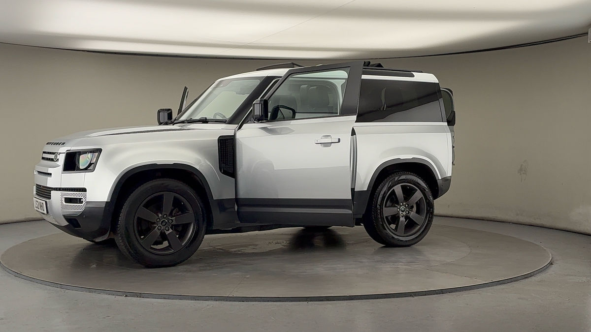 Used Land Rover Defender 90 2021 for sale - 76387100: Photo 49