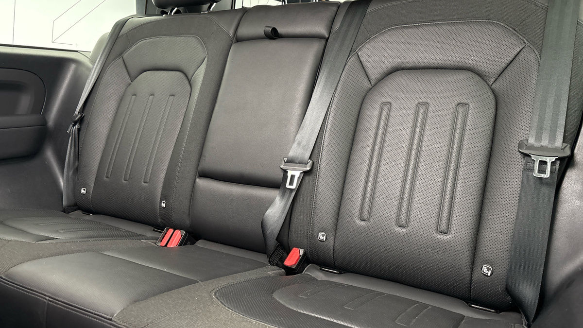 Used Land Rover Defender 90 2021 for sale - 76387100: Photo 8