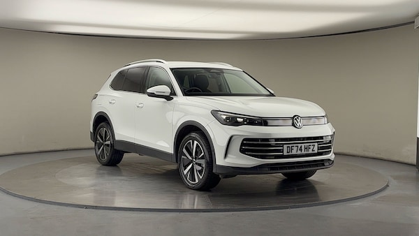 Used Volkswagen Tiguan 2024 for sale - 75974869: Photo 1