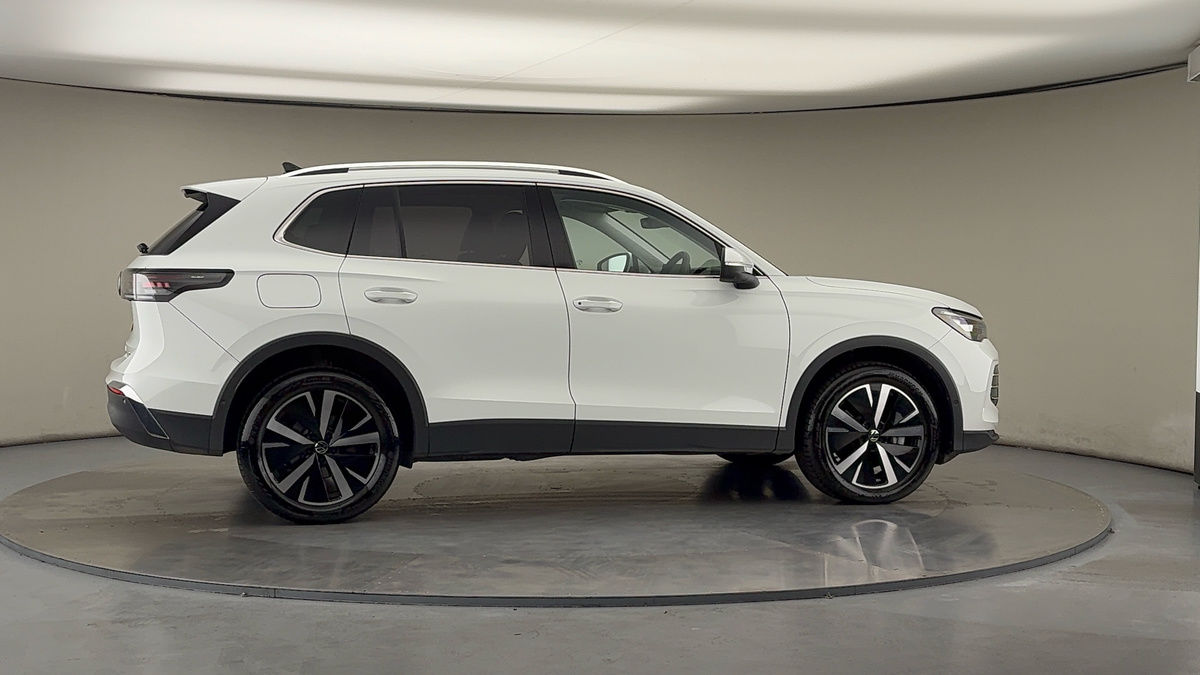 Used Volkswagen Tiguan 2024 for sale - 75974869: Photo 38