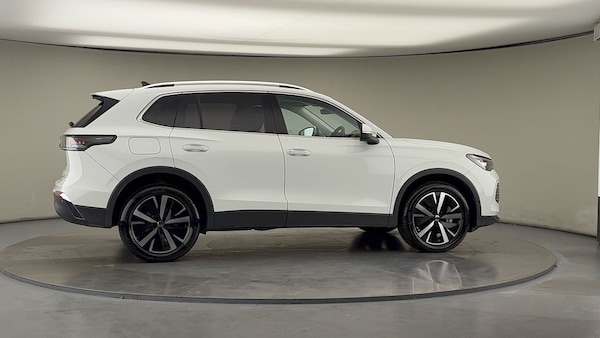Used Volkswagen Tiguan 2024 for sale - 75974869: Photo 38