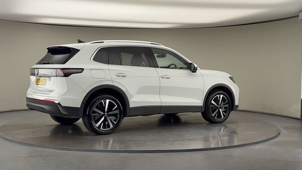 Used Volkswagen Tiguan 2024 for sale - 75974869: Photo 39