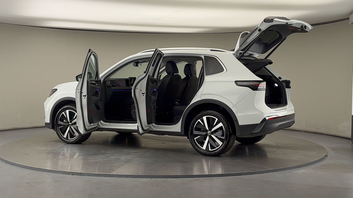 Used Volkswagen Tiguan 2024 for sale - 75974869: Photo 46