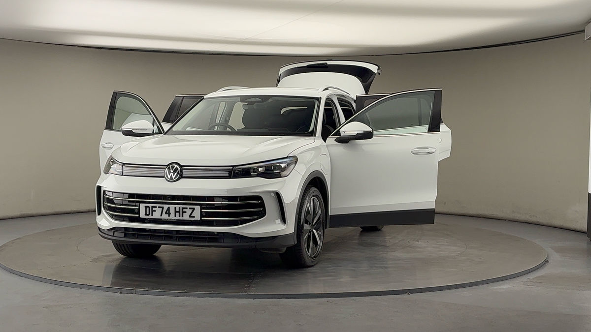 Used Volkswagen Tiguan 2024 for sale - 75974869: Photo 51