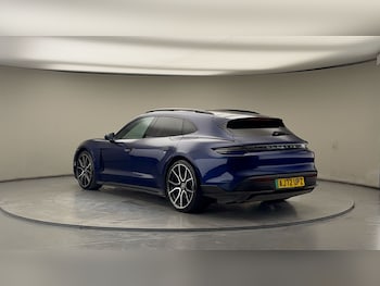 Used Porsche Taycan 2023 for sale - 77494500: Photo