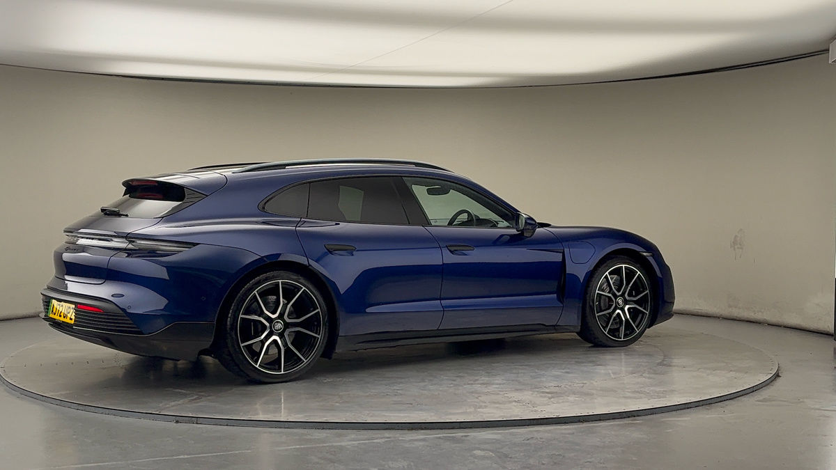 Used Porsche Taycan 2023 for sale - 77494500: Photo 41