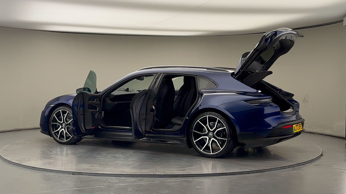 Used Porsche Taycan 2023 for sale - 77494500: Photo 48