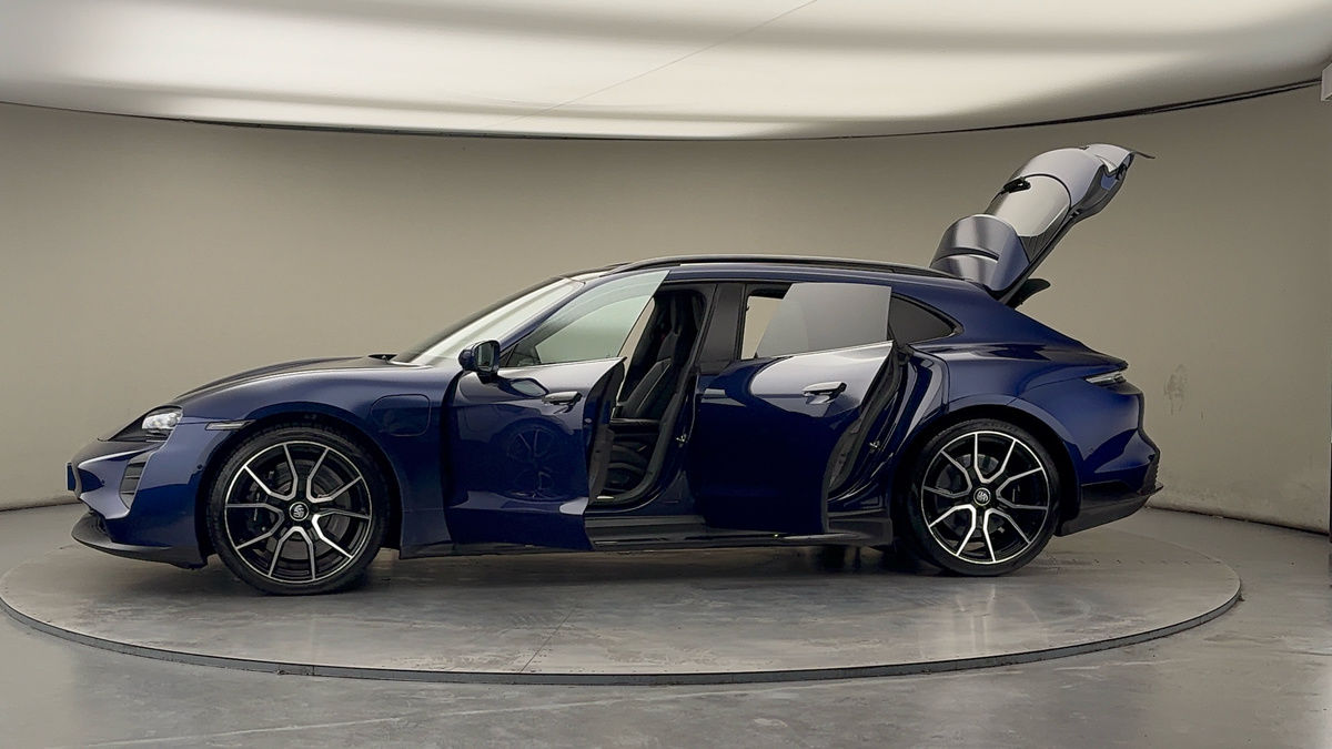 Used Porsche Taycan 2023 for sale - 77494500: Photo 50