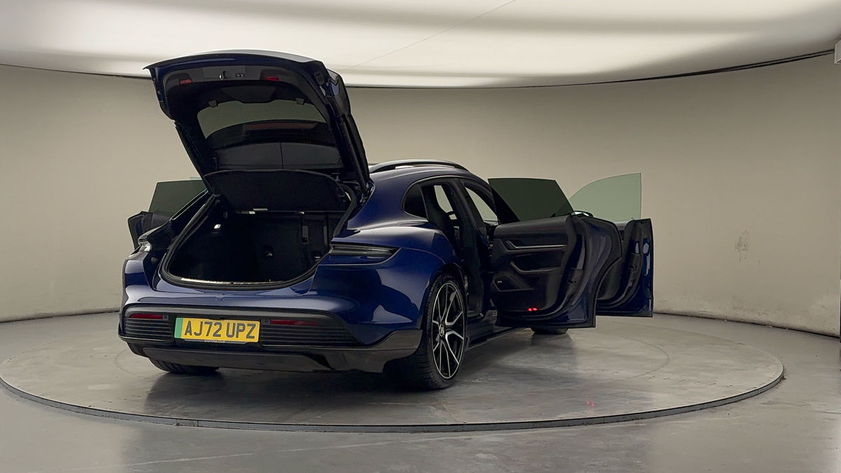 Used Porsche Taycan 2023 for sale - 77494500: Photo 62