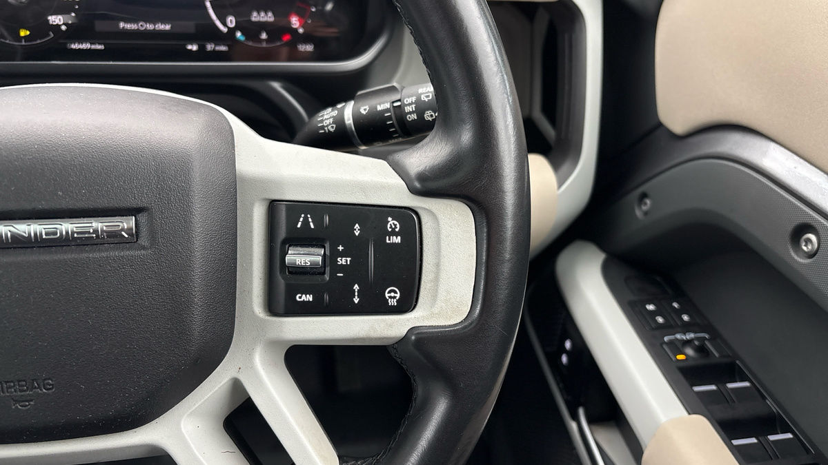 Used Land Rover Defender 110 2022 for sale - 76924147: Photo 14