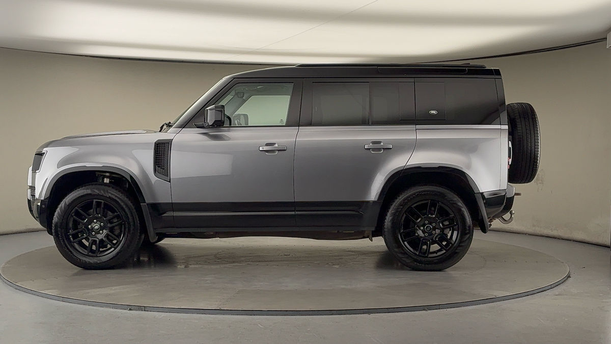 Used Land Rover Defender 110 2022 for sale - 76924147: Photo 15