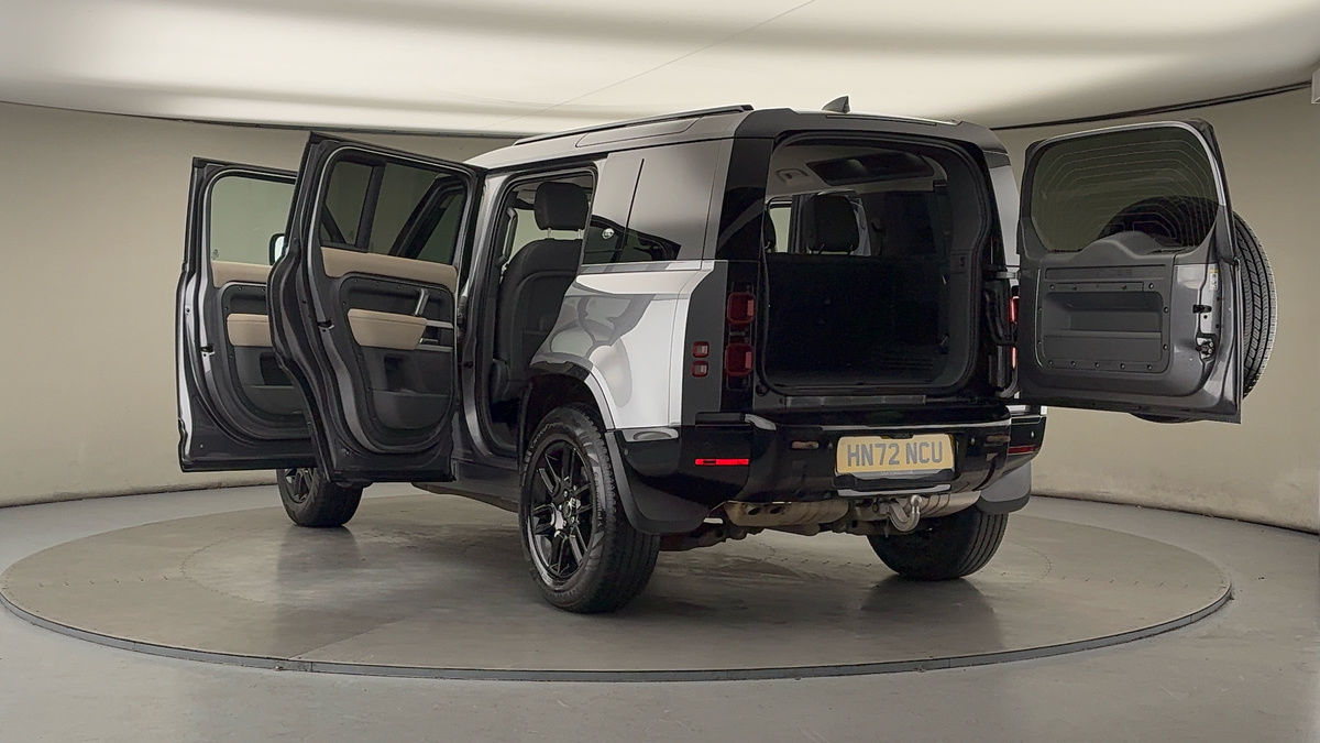 Used Land Rover Defender 110 2022 for sale - 76924147: Photo 23