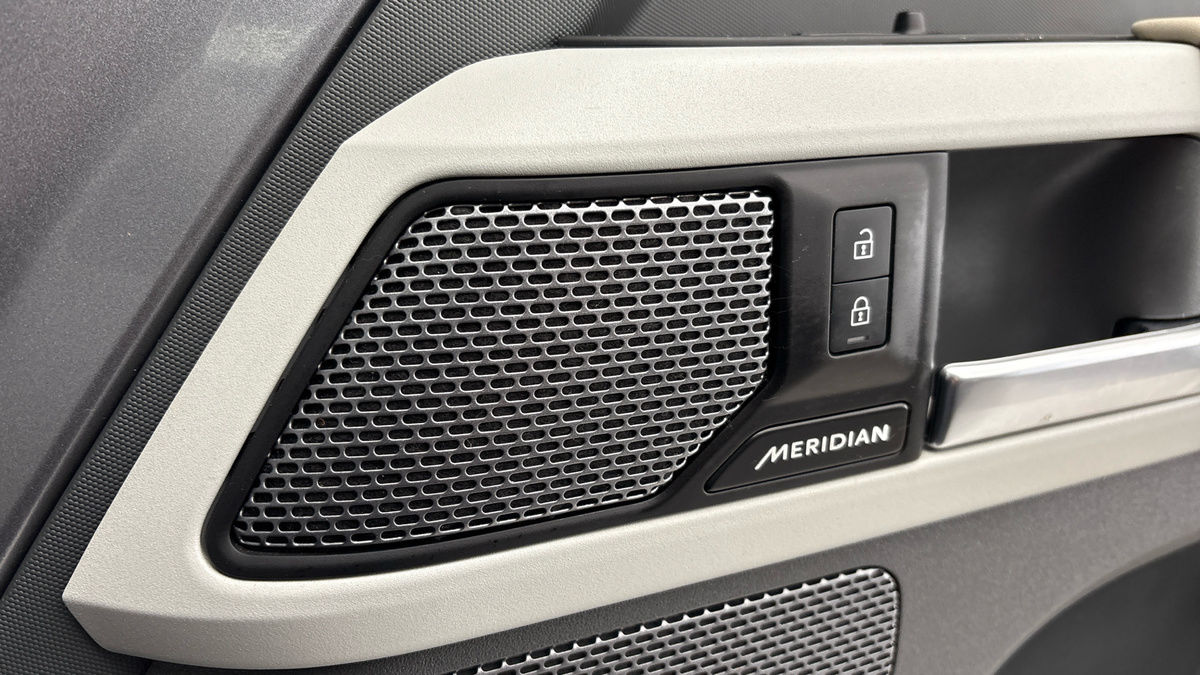 Used Land Rover Defender 110 2022 for sale - 76924147: Photo 25