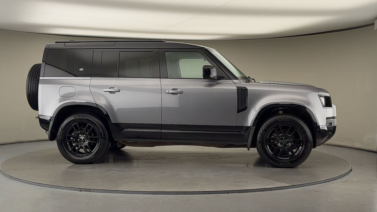 Used Land Rover Defender 110 2022 for sale - 76924147: Photo 37