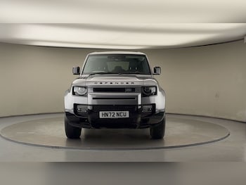 Used Land Rover Defender 110 2022 for sale - 76924147: Photo