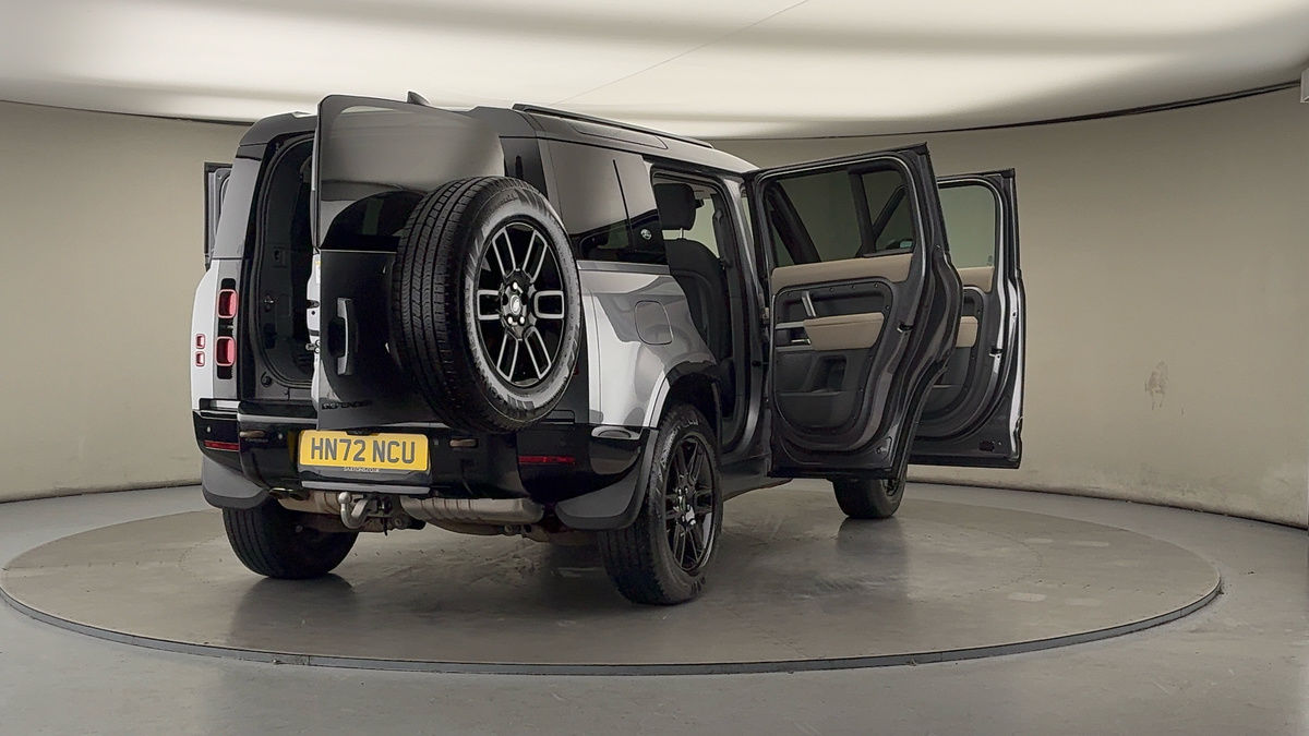 Used Land Rover Defender 110 2022 for sale - 76924147: Photo 60