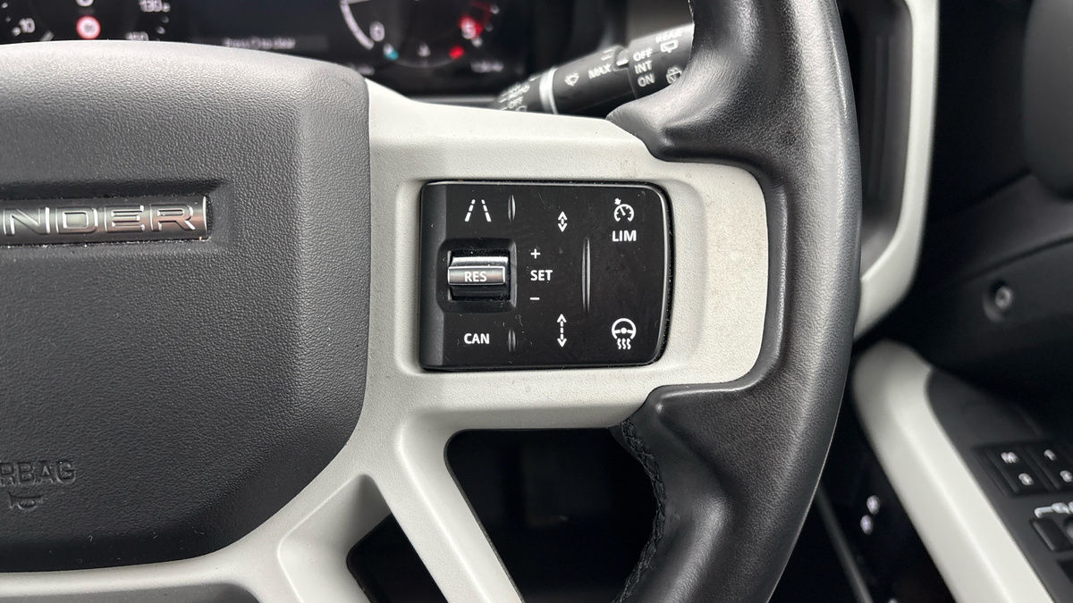 Used Land Rover Defender 110 2023 for sale - 77595025: Photo 14