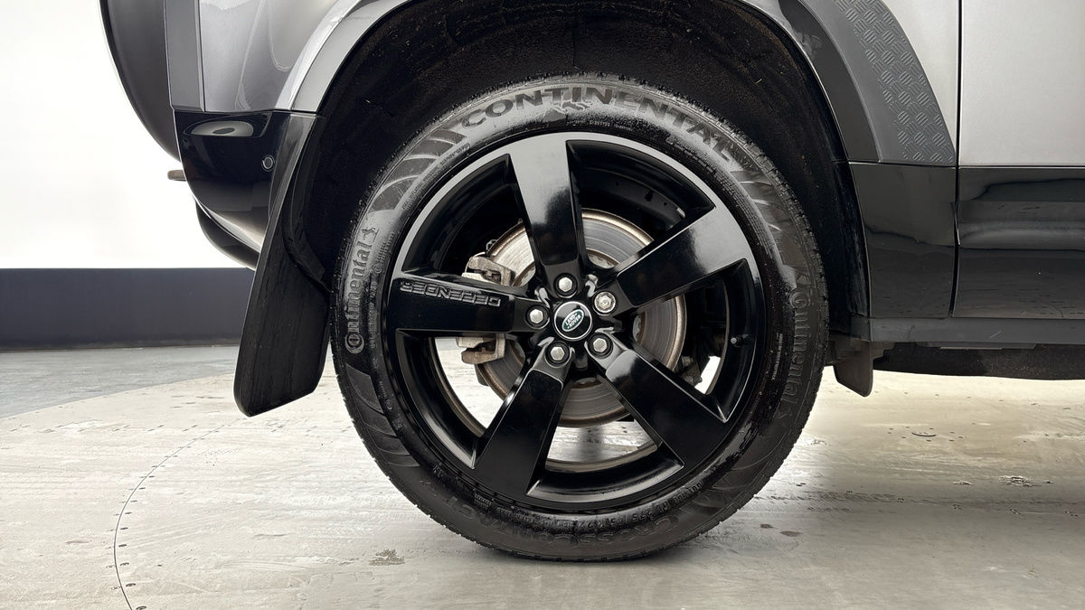 Used Land Rover Defender 90 2023 for sale - 76418109: Photo 10