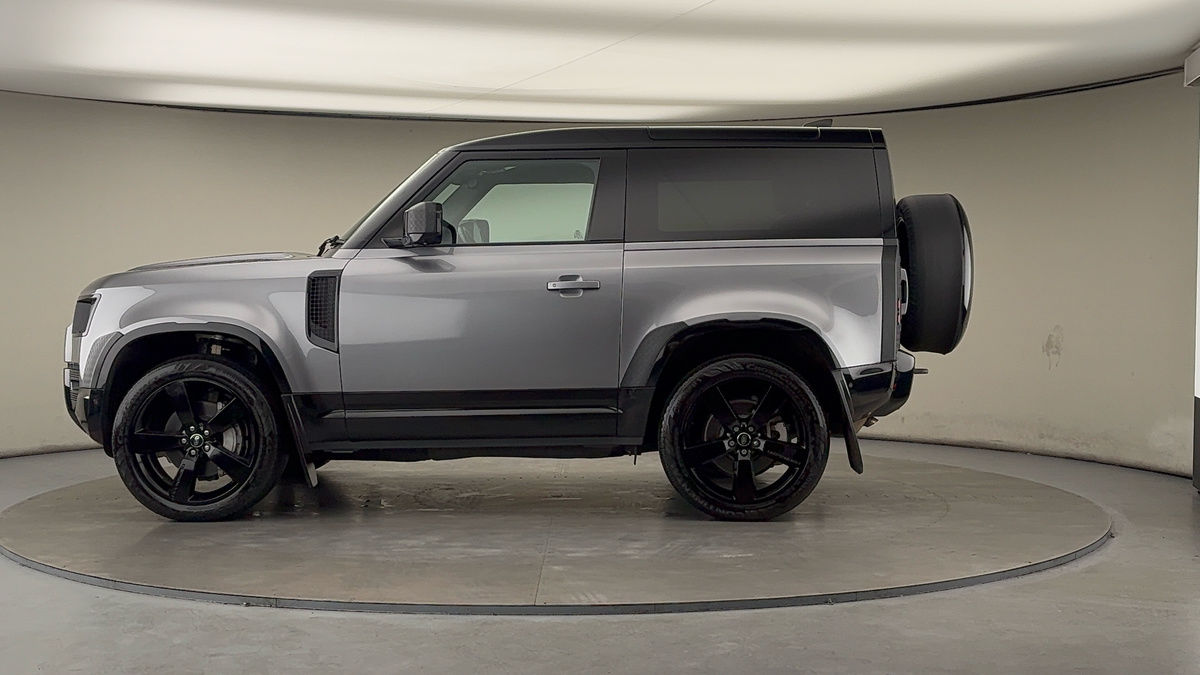 Used Land Rover Defender 90 2023 for sale - 76418109: Photo 15