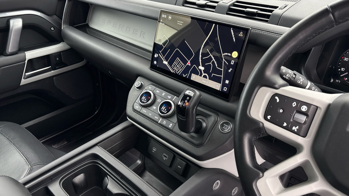 Used Land Rover Defender 90 2023 for sale - 76418109: Photo 18