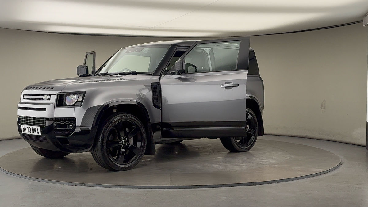 Used Land Rover Defender 90 2023 for sale - 76418109: Photo 22