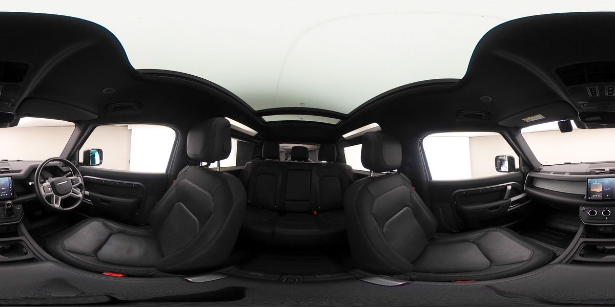 Used Land Rover Defender 90 2023 for sale - 76418109: Photo 44