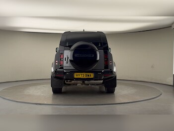 Used Land Rover Defender 90 2023 for sale - 76418109: Photo