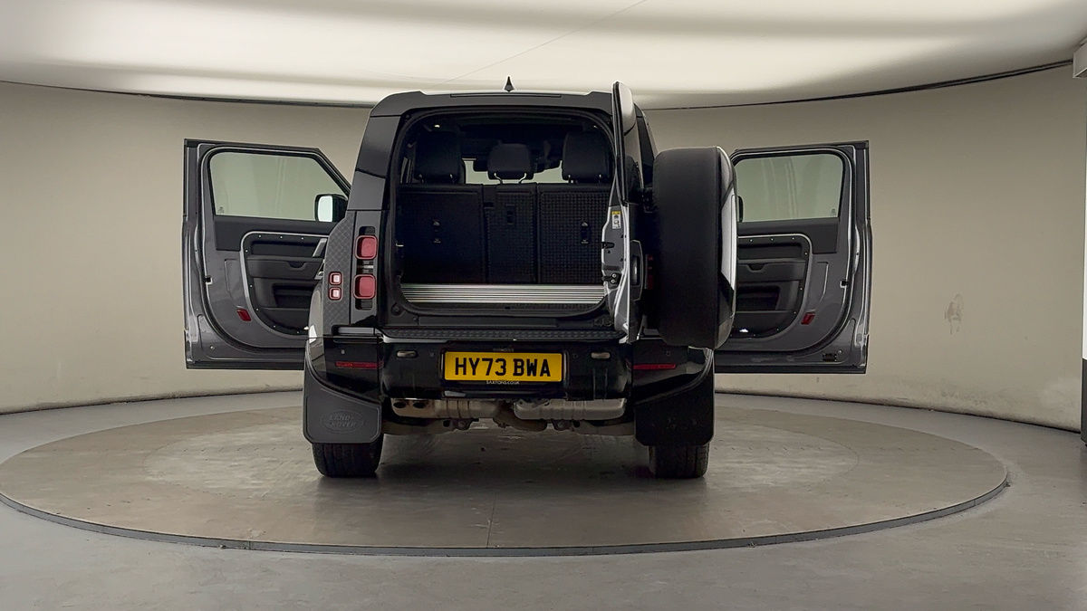 Used Land Rover Defender 90 2023 for sale - 76418109: Photo 60