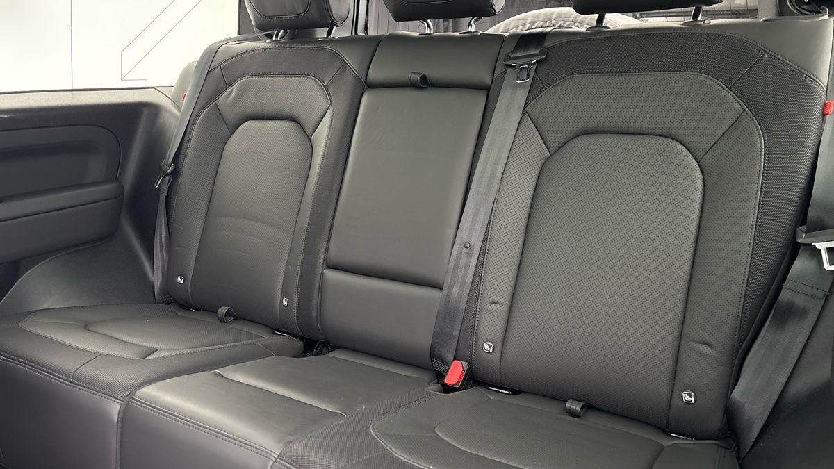 Used Land Rover Defender 90 2023 for sale - 76418109: Photo 8