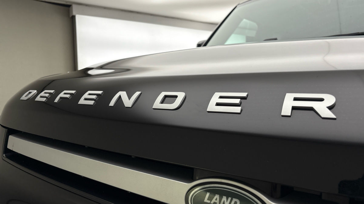 Used Land Rover Defender 110 2024 for sale - 77189045: Photo 24