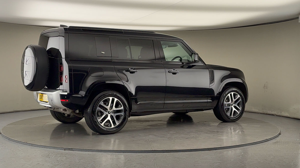 Used Land Rover Defender 110 2024 for sale - 77189045: Photo 39