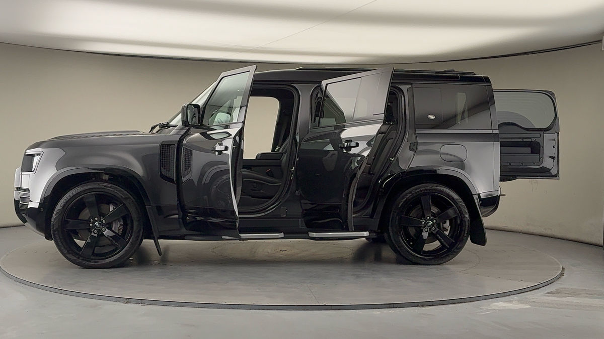 Used Land Rover Defender 2022 for sale - 77584249: Photo 48