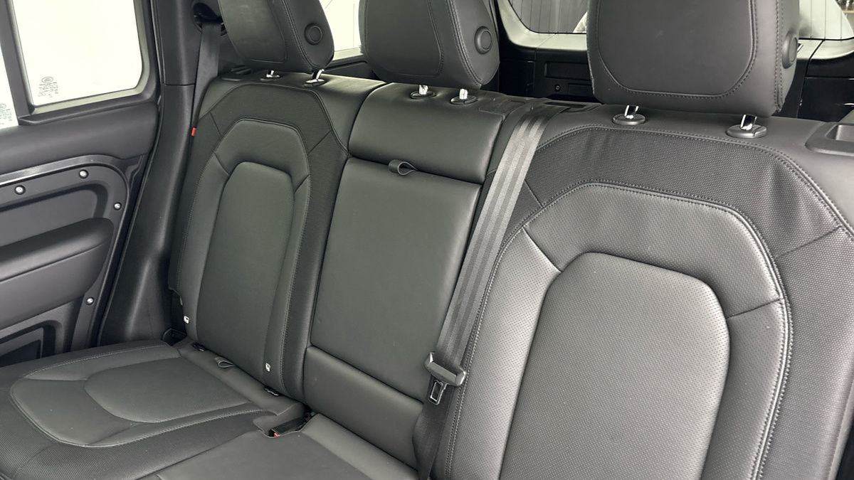 Used Land Rover Defender 2022 for sale - 77584249: Photo 8