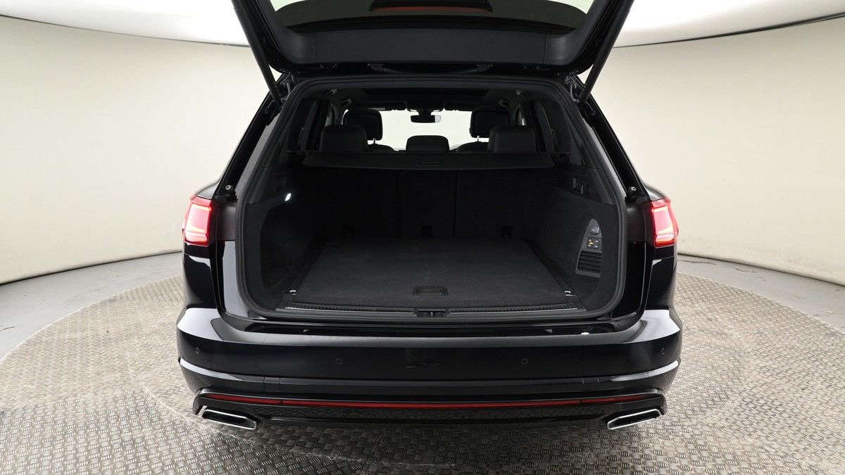 Used Volkswagen Touareg 2021 for sale - 75897749: Photo 10