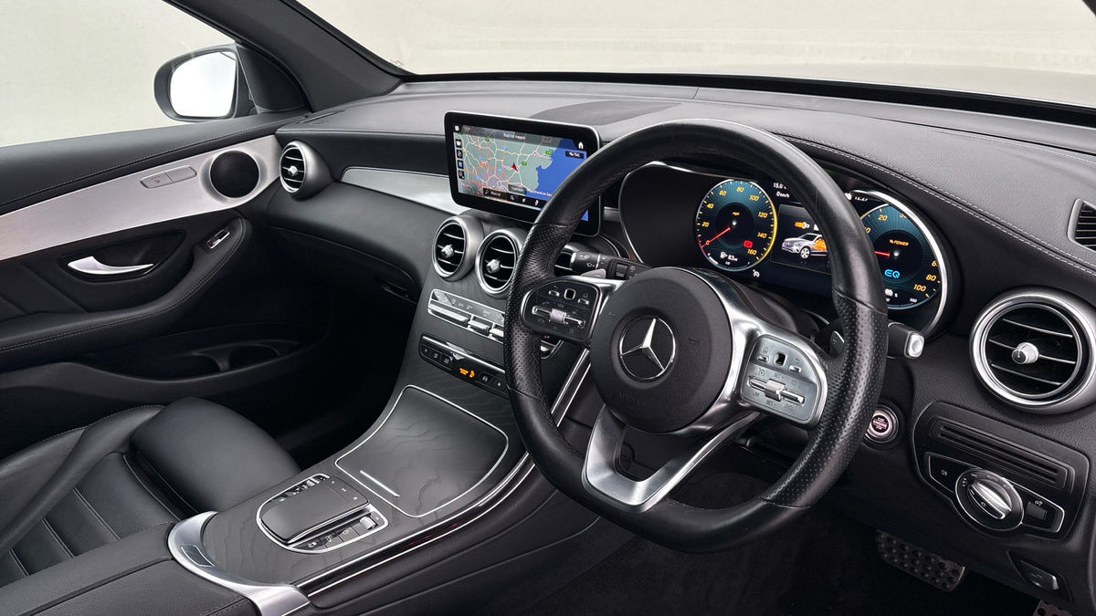 Used Mercedes-Benz GLC 2021 for sale - 76323889: Photo 5