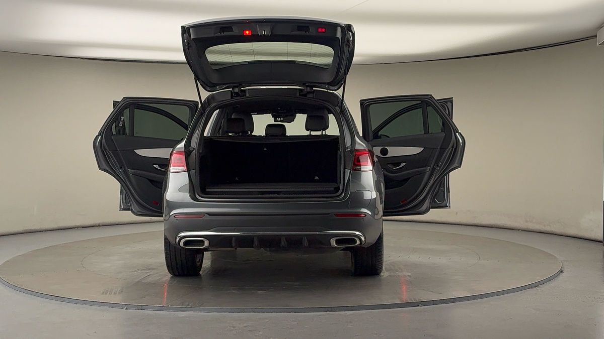 Used Mercedes-Benz GLC 2021 for sale - 76323889: Photo 60