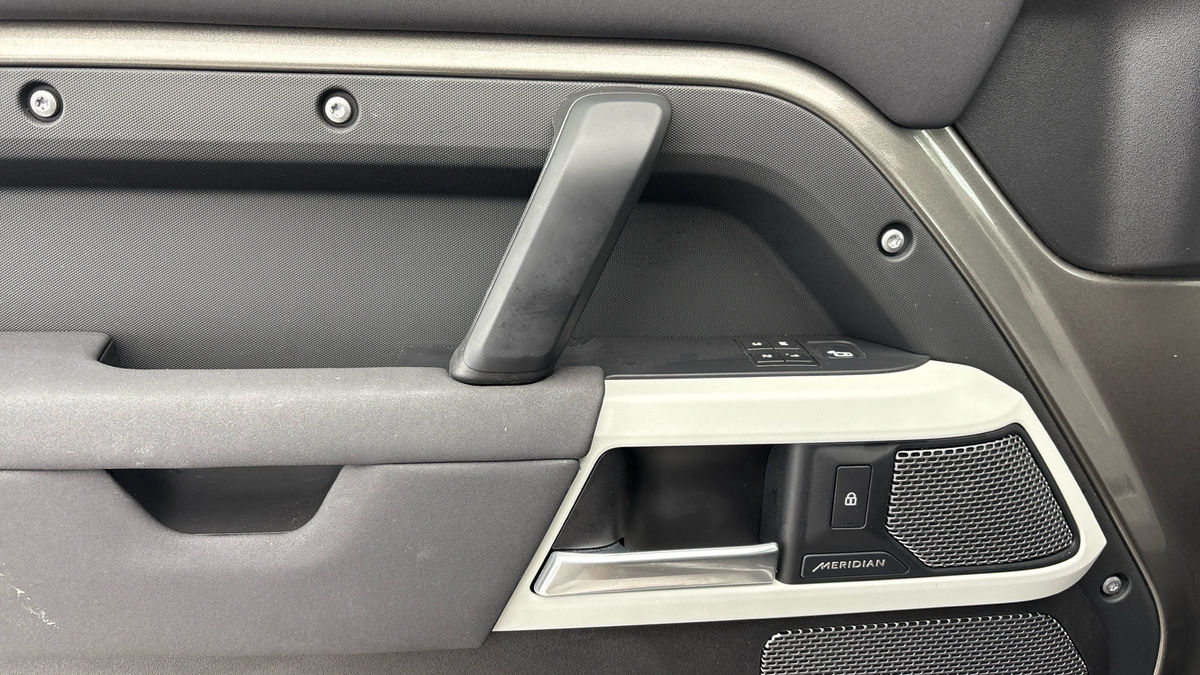 Used Land Rover Defender 2021 for sale - 78213267: Photo 19