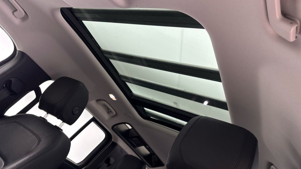 Used Land Rover Defender 2021 for sale - 78213267: Photo 6