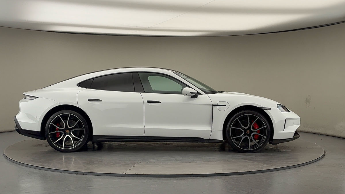 Used Porsche Taycan 2024 for sale - 77452761: Photo 17