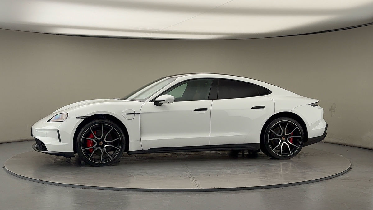 Used Porsche Taycan 2024 for sale - 77452761: Photo 32