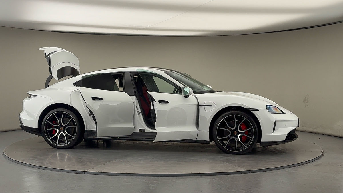 Used Porsche Taycan 2024 for sale - 77452761: Photo 59