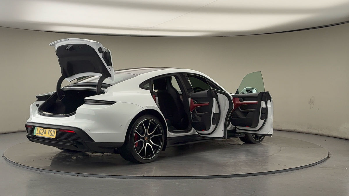 Used Porsche Taycan 2024 for sale - 77452761: Photo 62