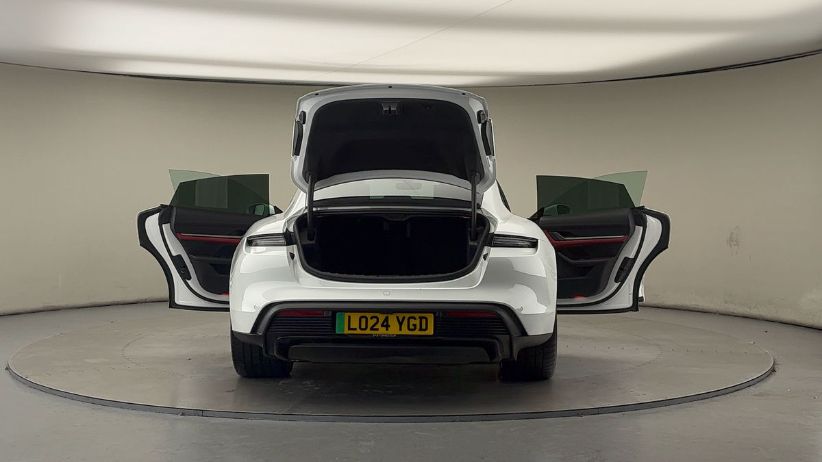 Used Porsche Taycan 2024 for sale - 77452761: Photo 64