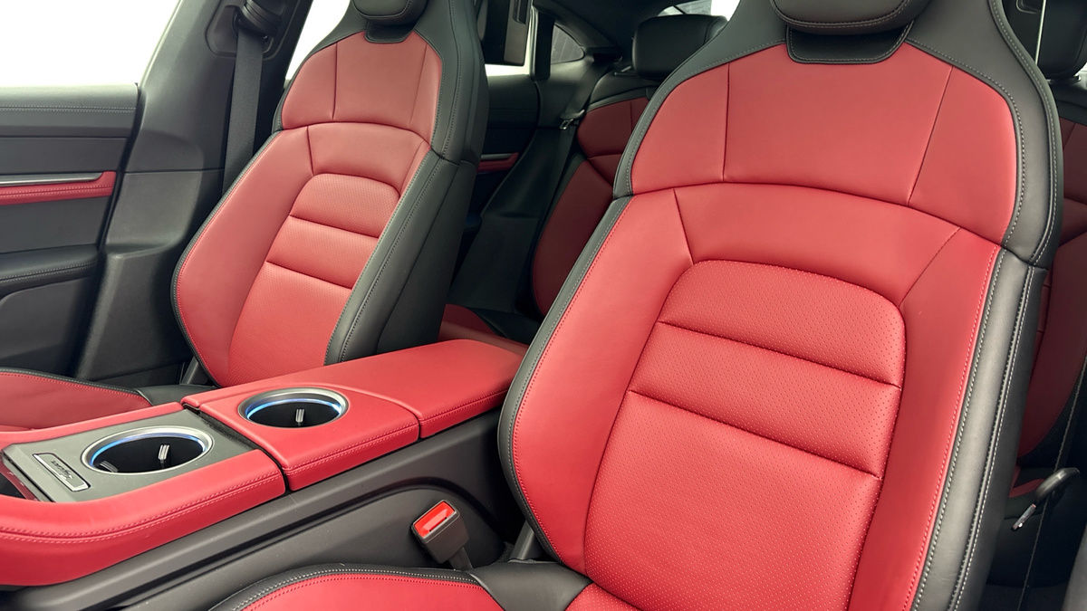 Used Porsche Taycan 2024 for sale - 77452761: Photo 8