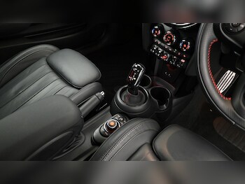 Used MINI Hatch 2020 for sale - 75631741: Photo